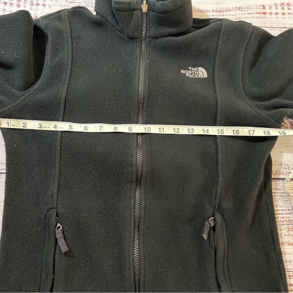 Girls The North Face size large black fleece jacket - Picture 9 of 10